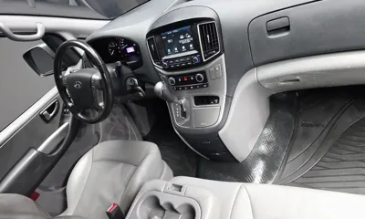 Hyundai Starex