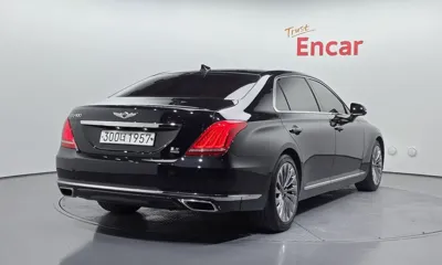 Genesis EQ900
