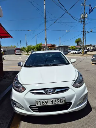 Hyundai Accent
