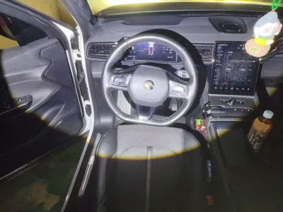 Nio EC6