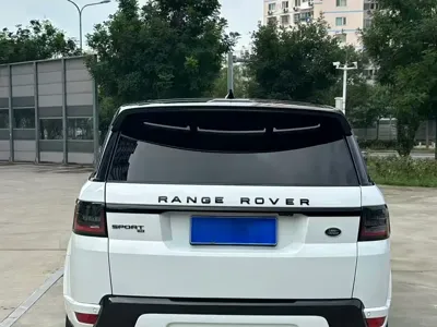 Land Rover Sport