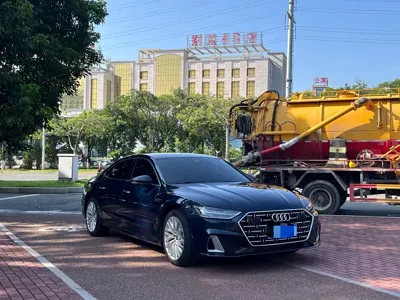 Audi A7L
