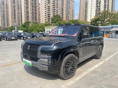 Yangwang Yangwang U8