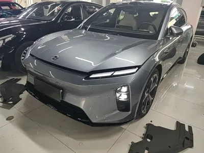Nio ET5T