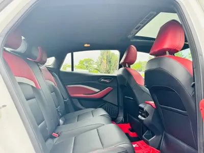 MG MG5