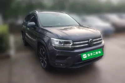 Volkswagen Tharu