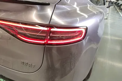 Hima Luxeed R7