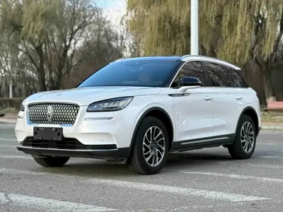 Lincoln Corsair