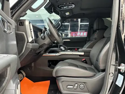 Jetour Traveller