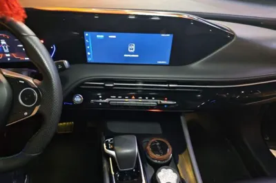Dongfeng Aeolus Huge