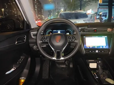 Roewe i5