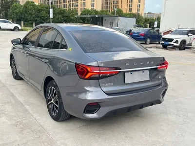 Roewe i5
