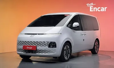 Hyundai Staria