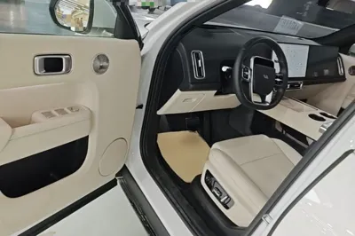 Li Auto L9