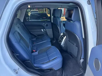 Land Rover Sport