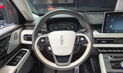 Lincoln Aviator