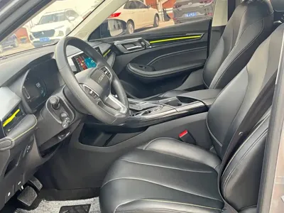 Roewe i5