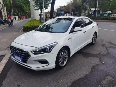Hyundai Mistra