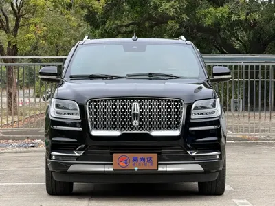 Lincoln Navigator