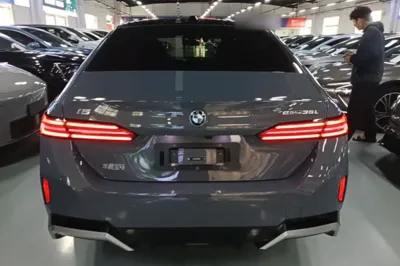 BMW i5