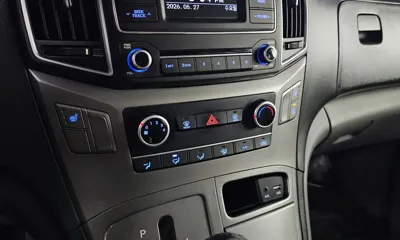Hyundai Starex