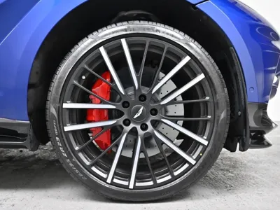 Astonmartin DBX
