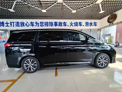 GAC Motor Trumpchi M8