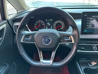 BYD MAX