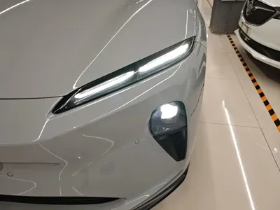 Nio ET5