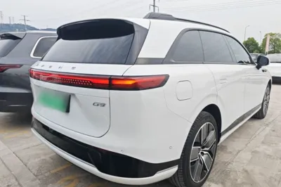 Xpeng G9
