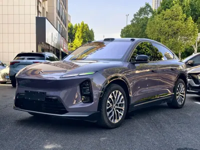 Nio EC6