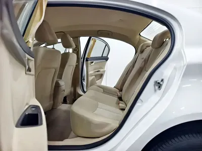 Roewe 350