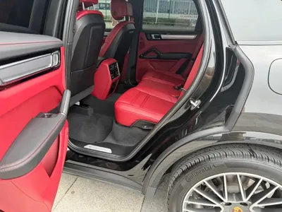 Porsche Cayenne Hybrid