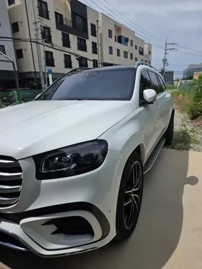 Mercedes-Benz GLS-Class