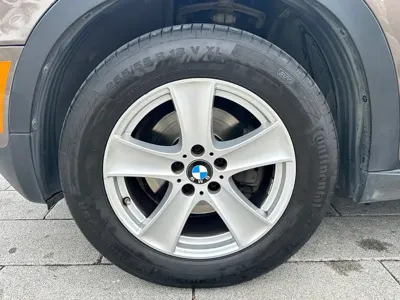 BMW X5 (Import)