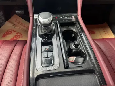 Hongqi Hongqi H5