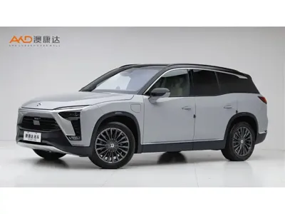 Nio ES8