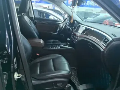 GAC Motor Trumpchi GS8