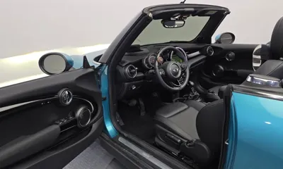 MINI Cooper Convertible