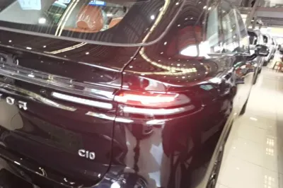 Leapmotor C10