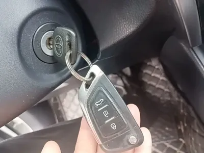 Toyota Yaris L