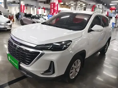 BAIC X3