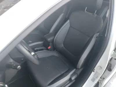 Kia kx1 Stonic
