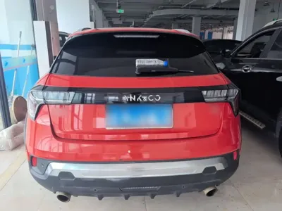 Lynk & Co 02