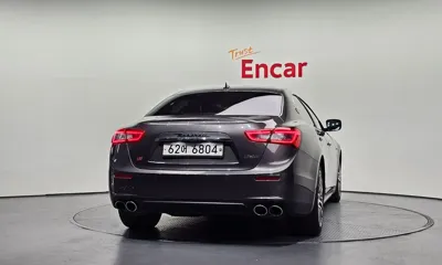 Maserati Ghibli
