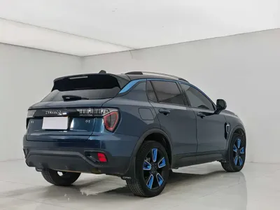 Lynk & Co 01