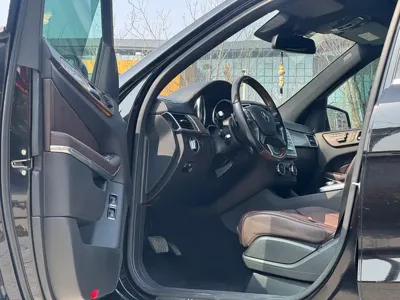Mercedes-Benz GL-Class