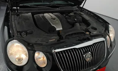 Kia Opirus