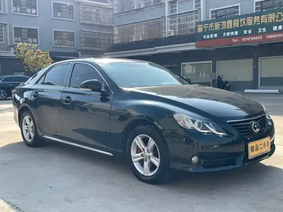 Toyota Reiz