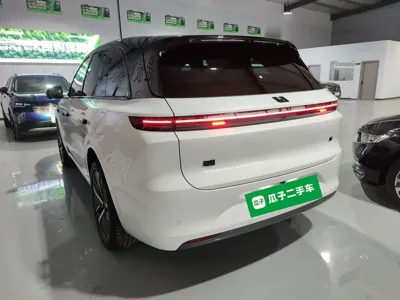 Li Auto L6
